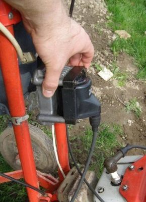 Как проверить и устранить проблемы с системой зажигания? | Briggs & Stratton